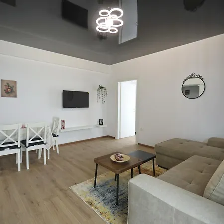 Apartment Ccd House Complex *