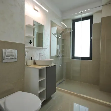 Ccd House Complex Apartment *